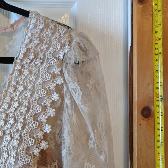 Gorgeous vintage lace, embroidered gown sz 10, Benee by Lori Ann MFG - Picture 4 of 16